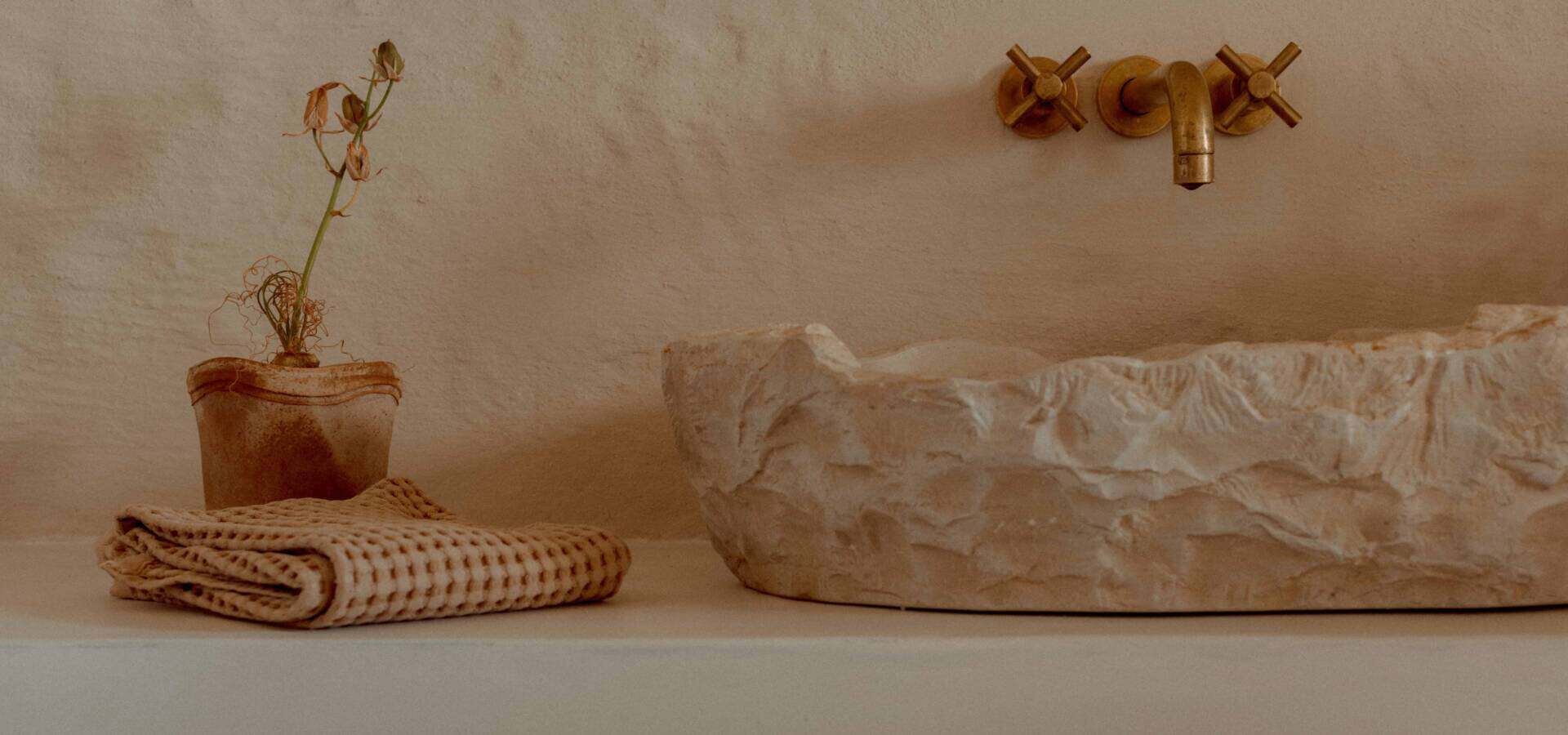 12 Indepedent Bathroom_3