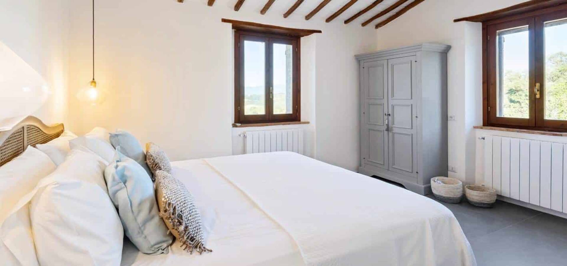 BF831472-7C68-4185-B88D-54A9DA401FD5