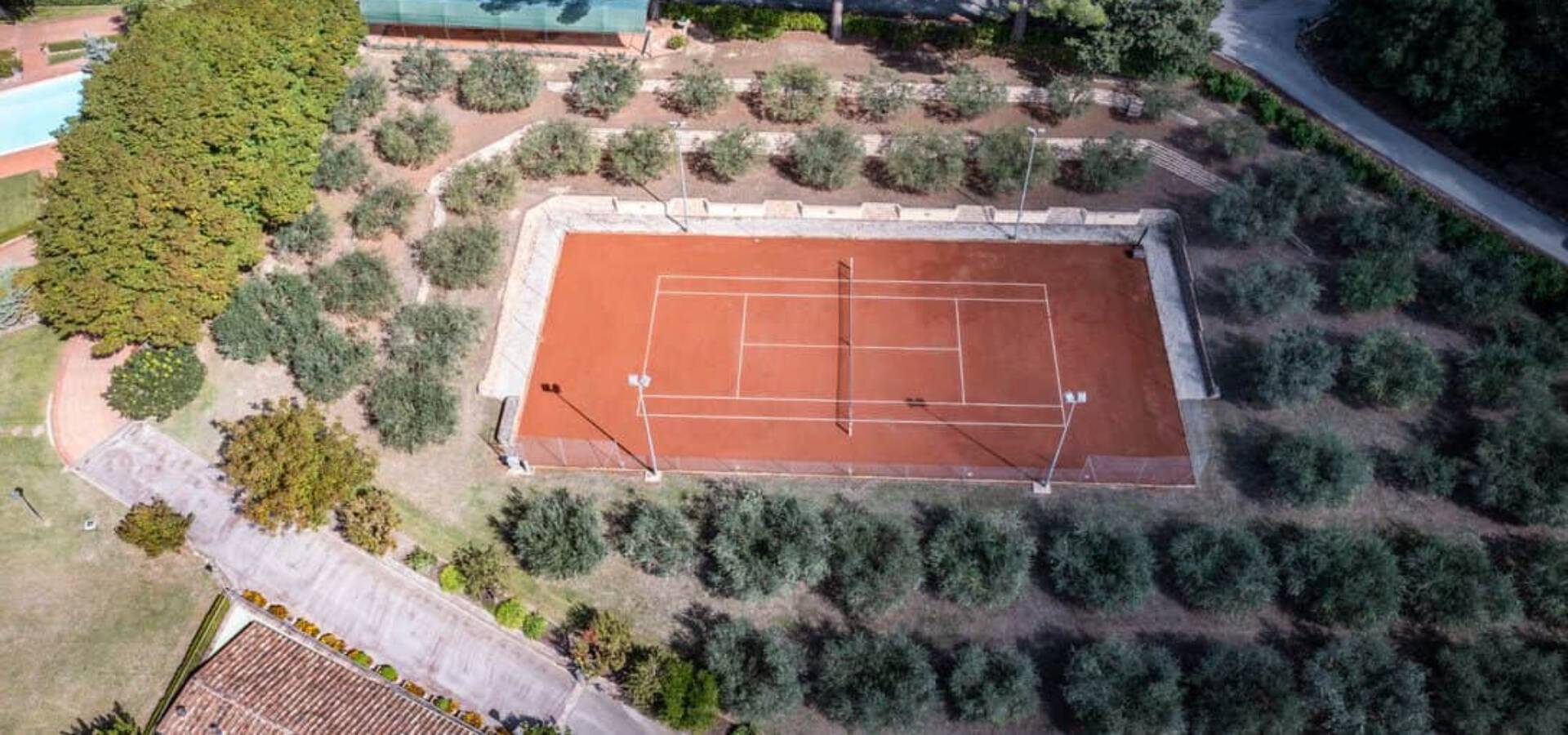 UNADJUSTEDNONRAW_thumb_205