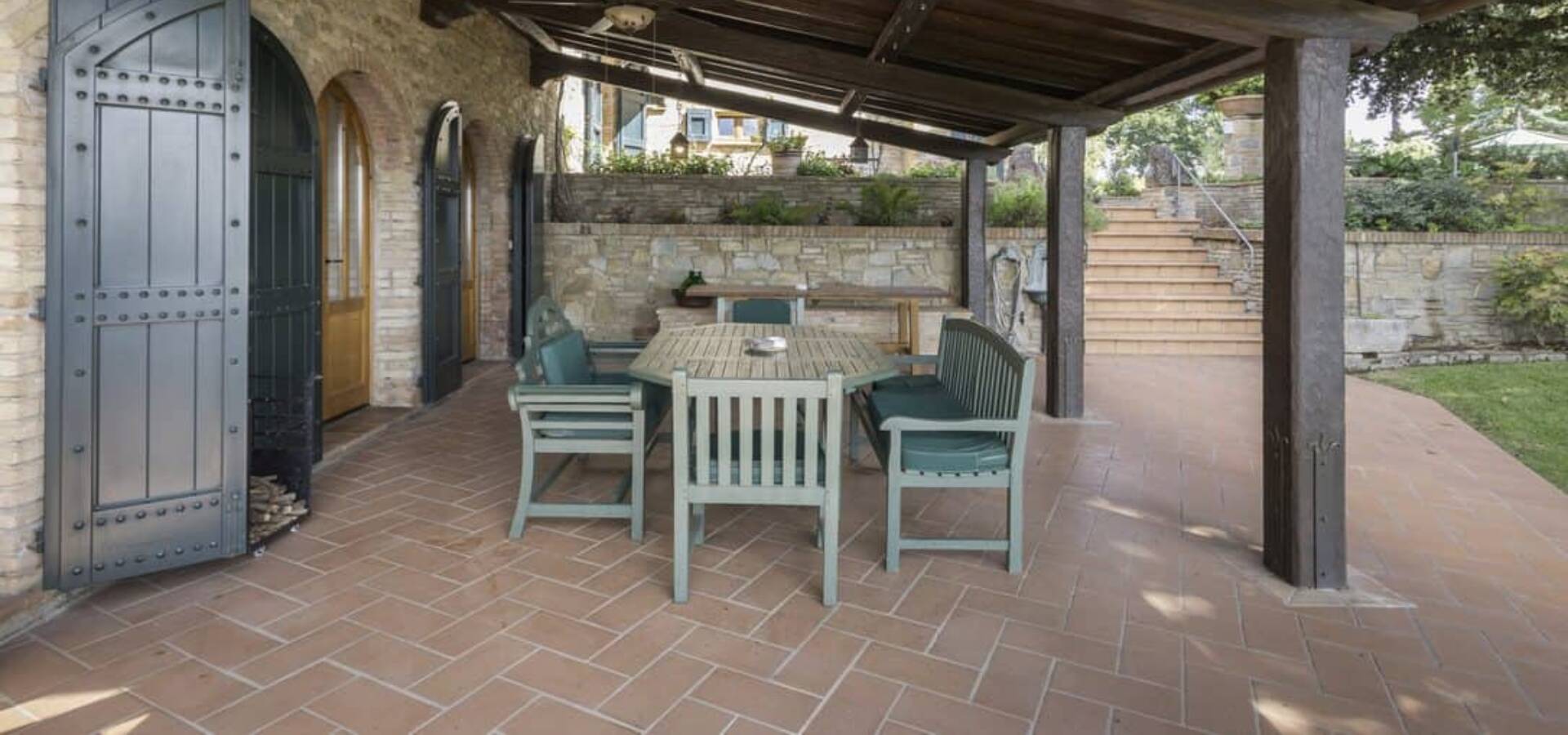 UNADJUSTEDNONRAW_thumb_238