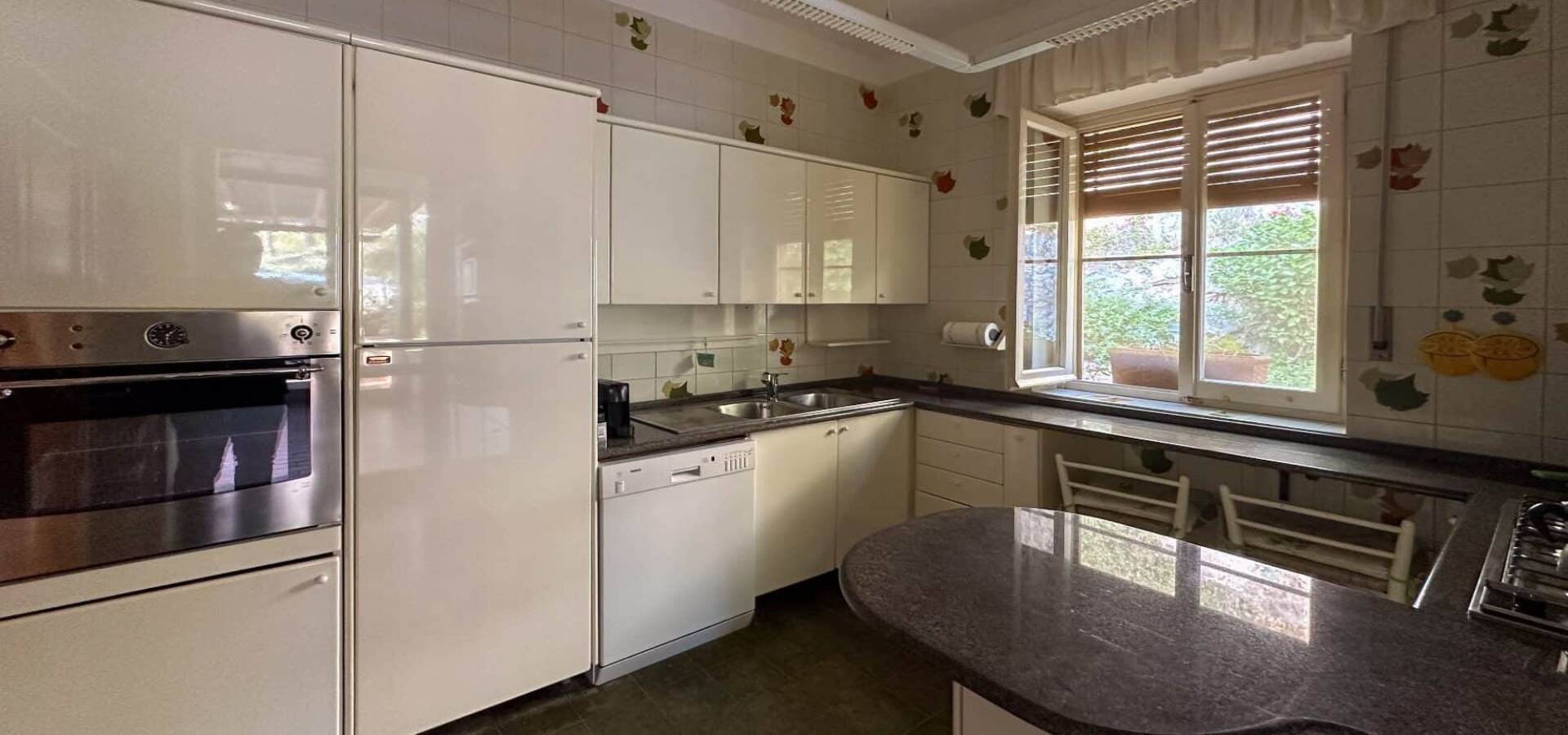 WhatsApp Image 2024-10-15 at 16.09.29 (3)