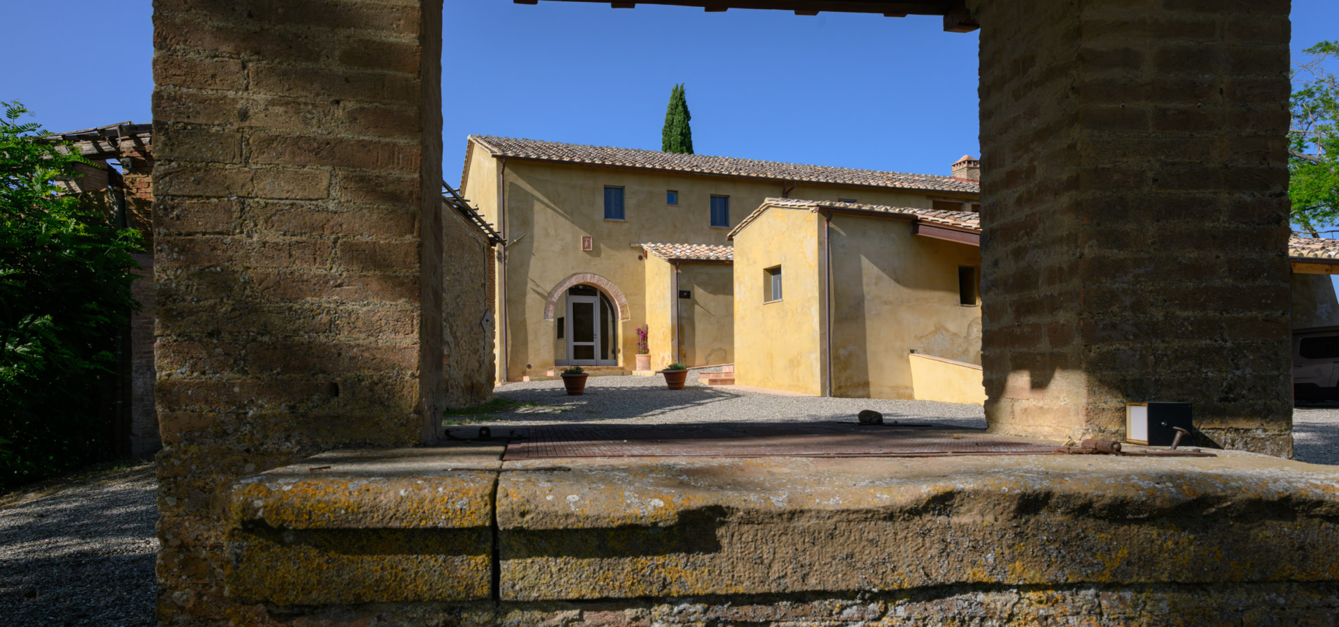80--Villa Aiale