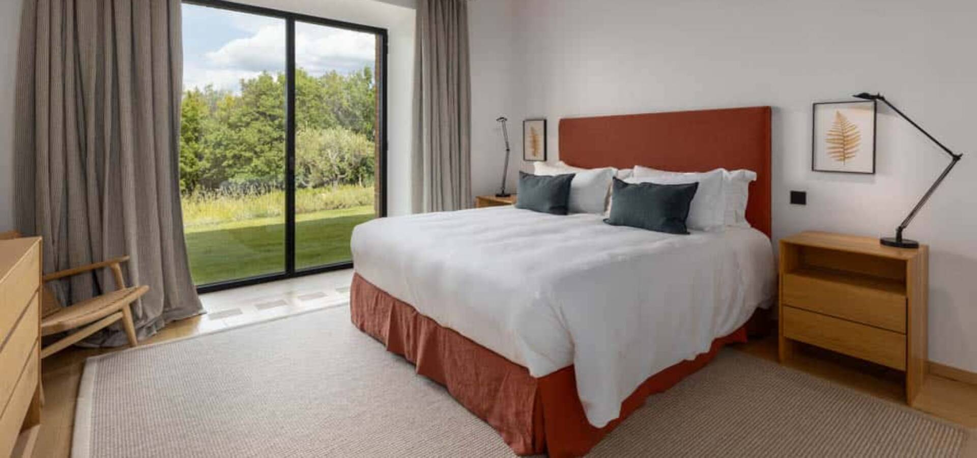 CDC_CampoAlDoccio_Bedroom_lo_res_RGB-40