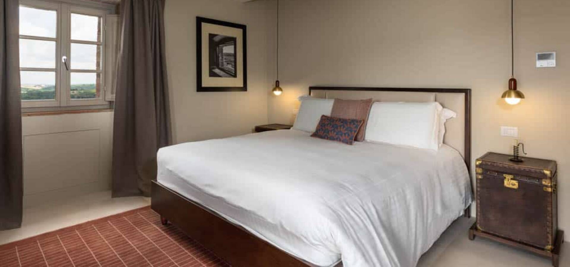 CDC_CetenaRossa_bedroom_lo_res_RGB-36