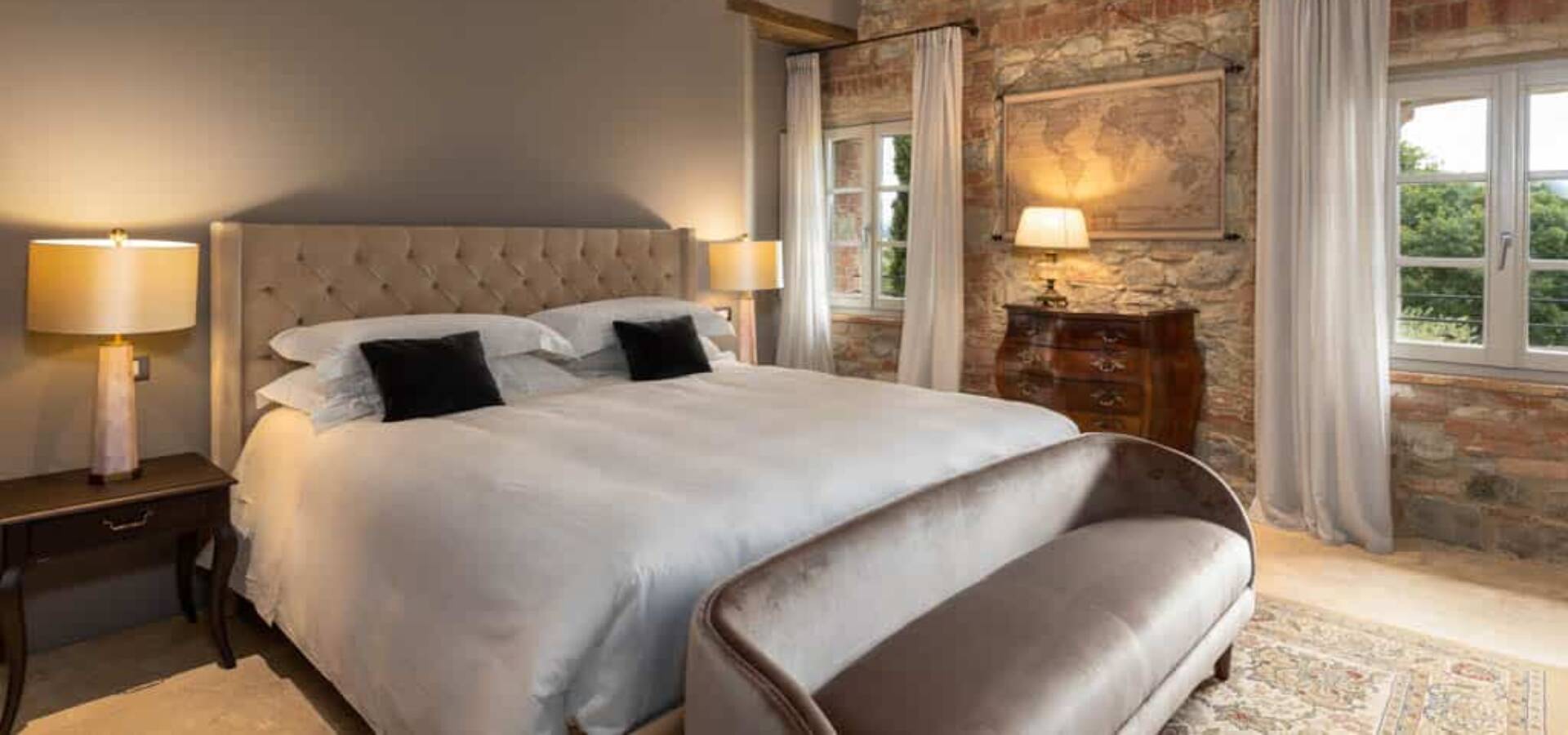 CDC_CetenaRossa_bedroom_lo_res_RGB-39