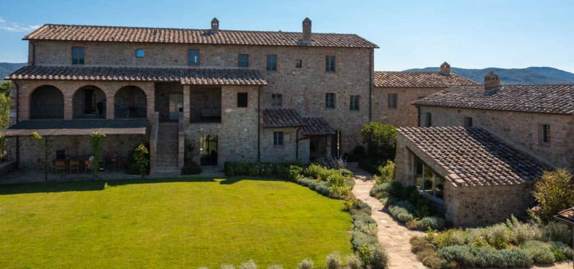 CDC_CetenaRossa_exteroir_lo_res_RGB-17