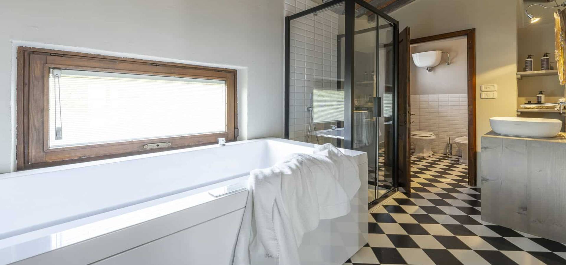 CM-VILLA DELLE ROSE-SPIGA PHDSC05405