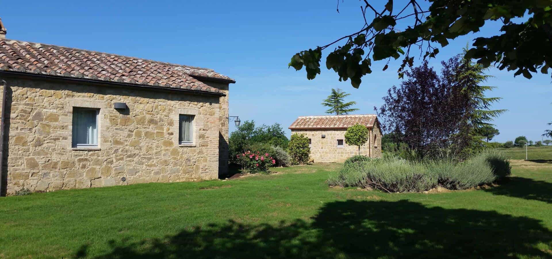 Suite cottage and cottage BACK