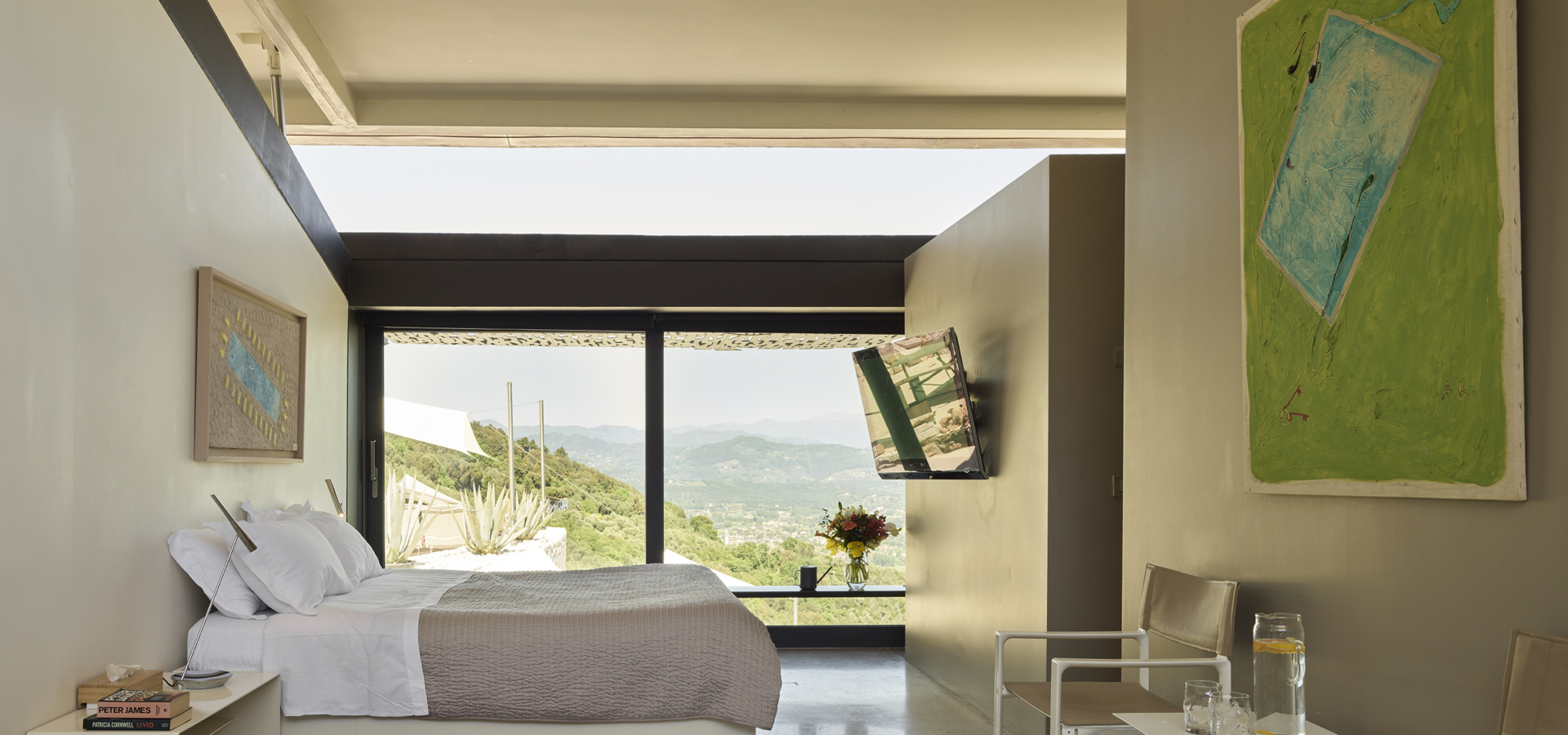 8-FARFALLA BEDROOM 1 (5)