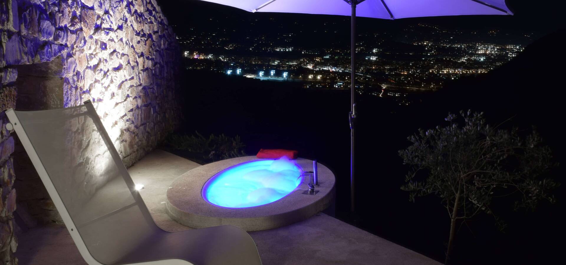 GUESTHOUSE outside areas(6)