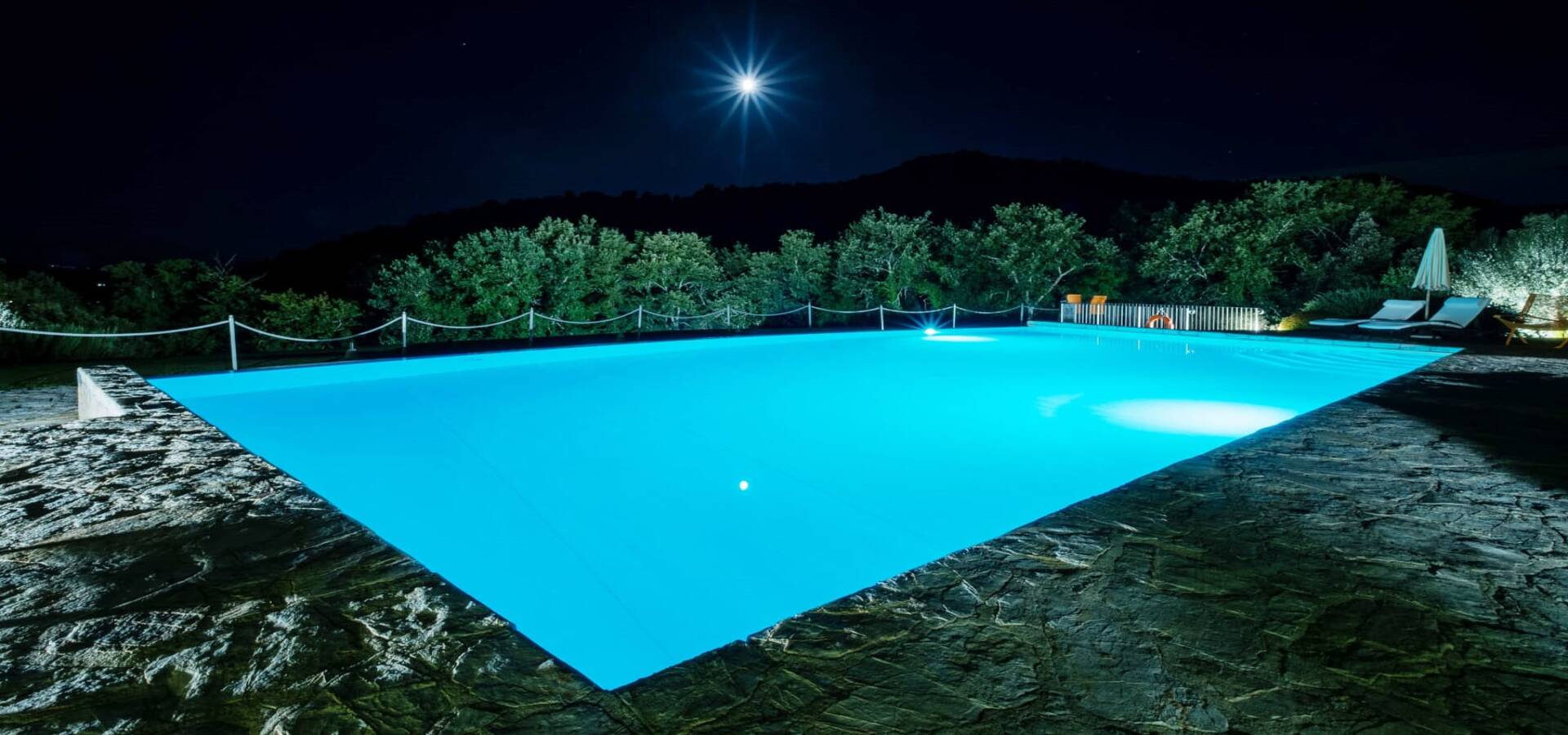 Pool at night (2)
