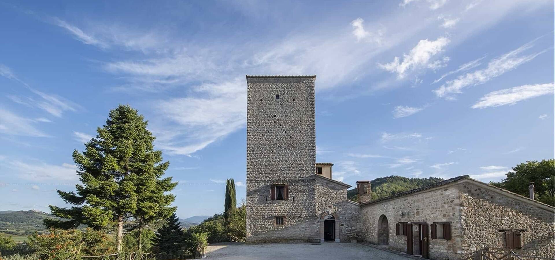 The Tower (guest house) -2000 pxl