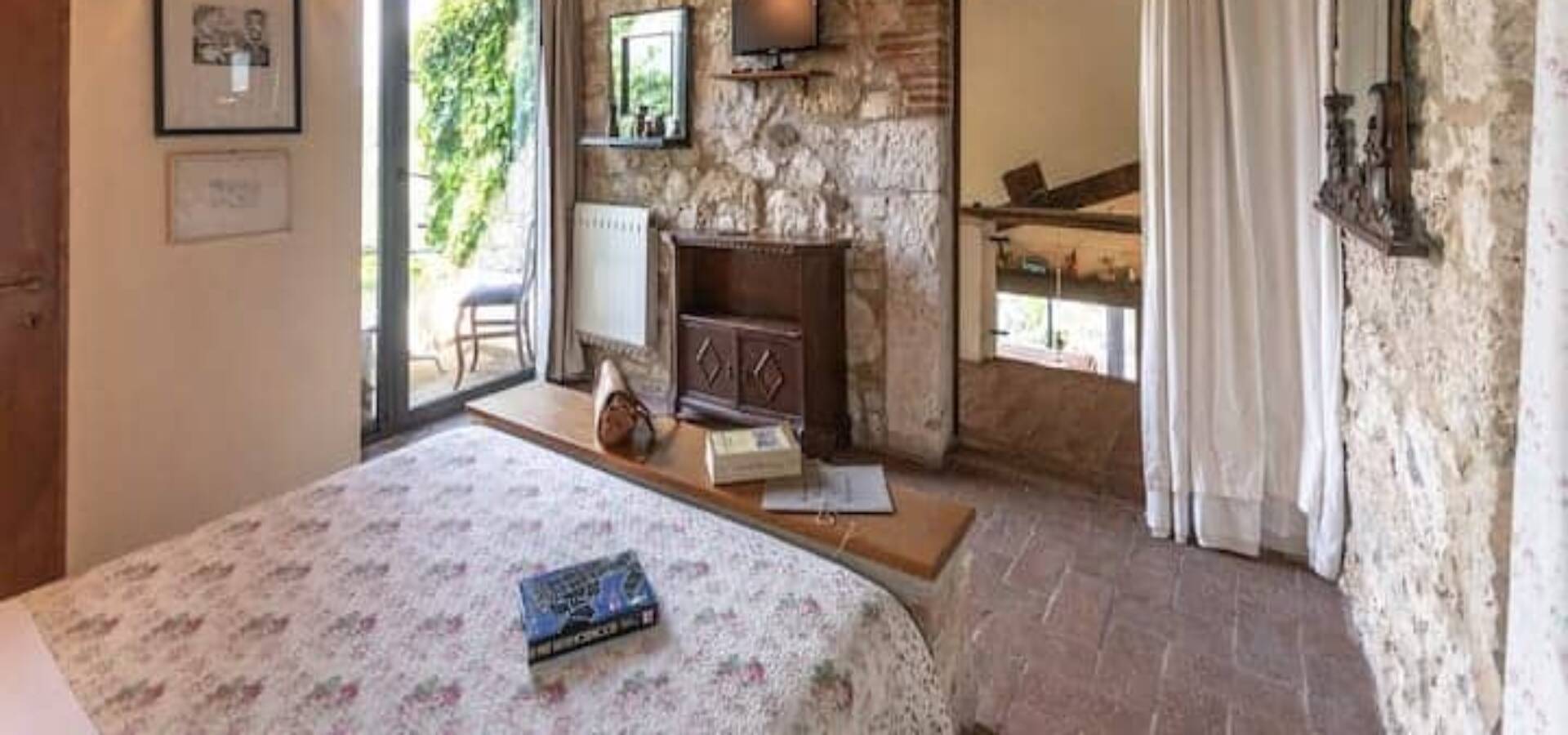 b20d21c7-2b47-467f-880f-f76f98248e3c