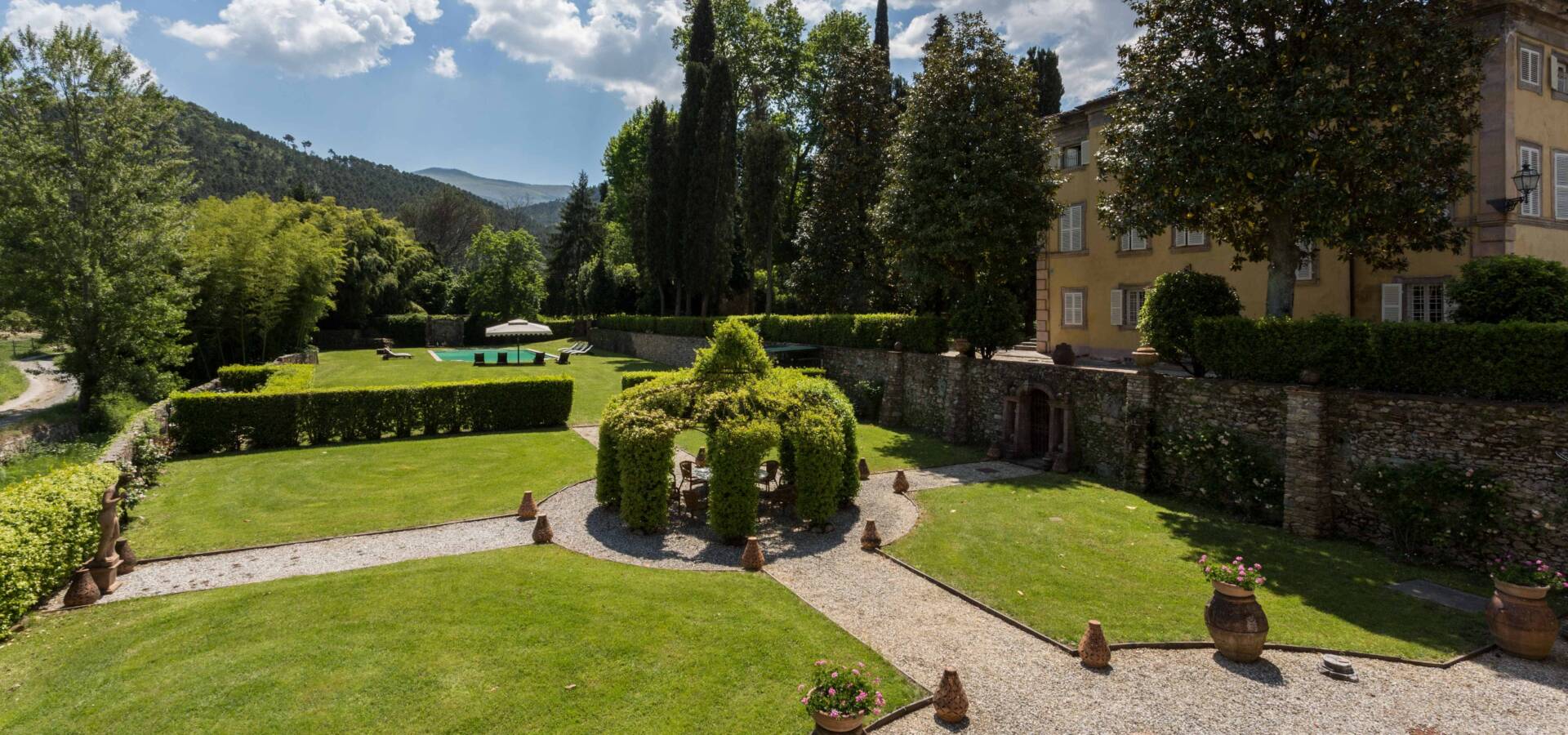 esterno lato piscina (22)