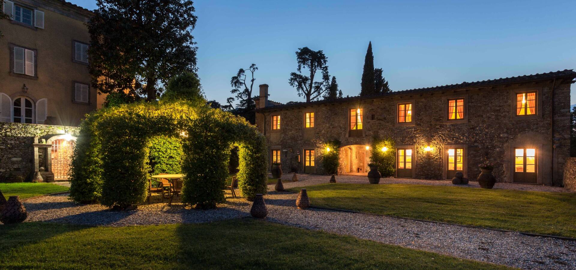 esterno lato piscina (26)