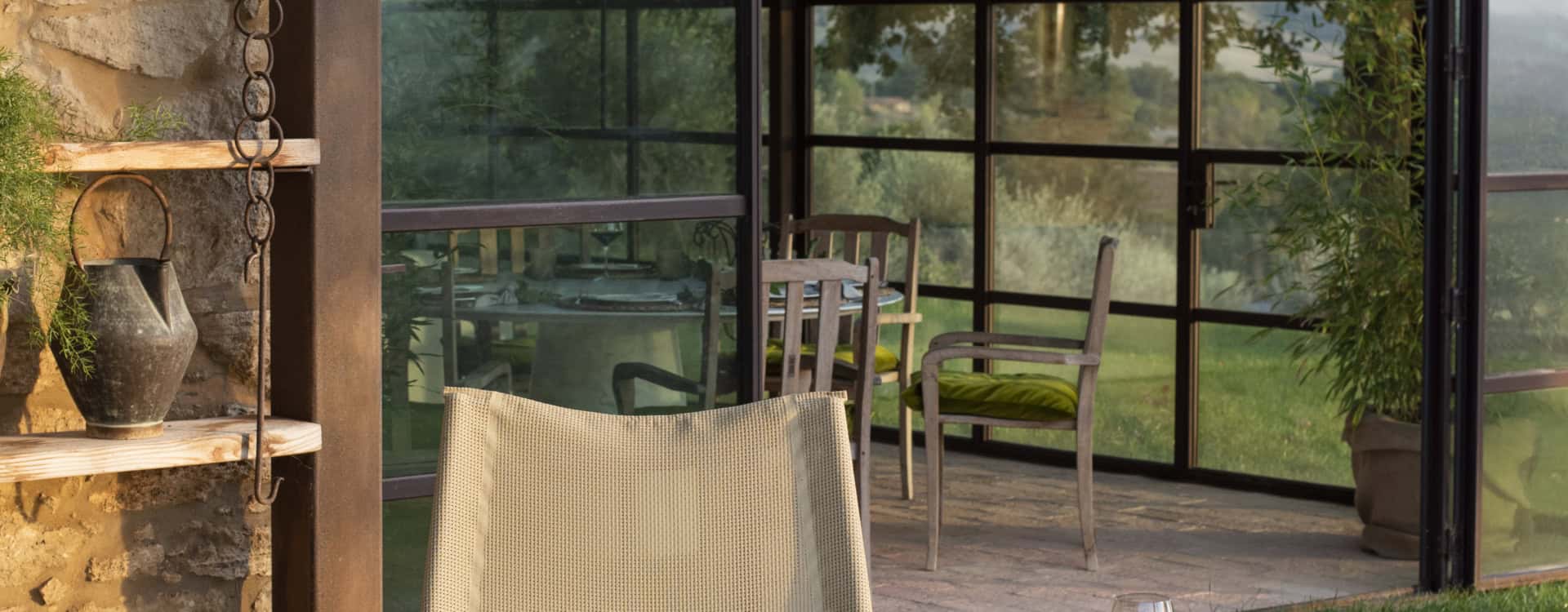 4_CONVIVIAL OUTDOOR AREAS