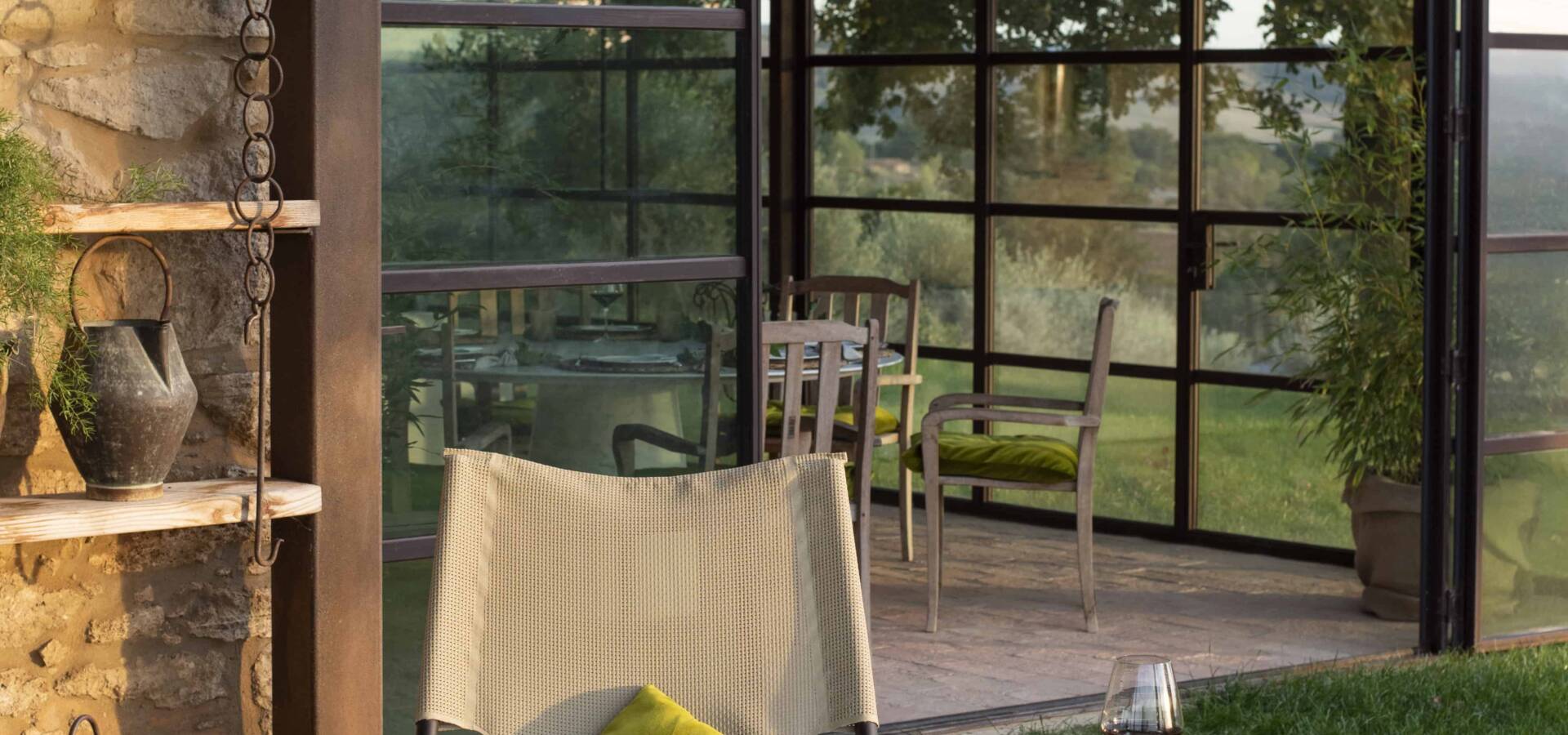 4_CONVIVIAL OUTDOOR AREAS