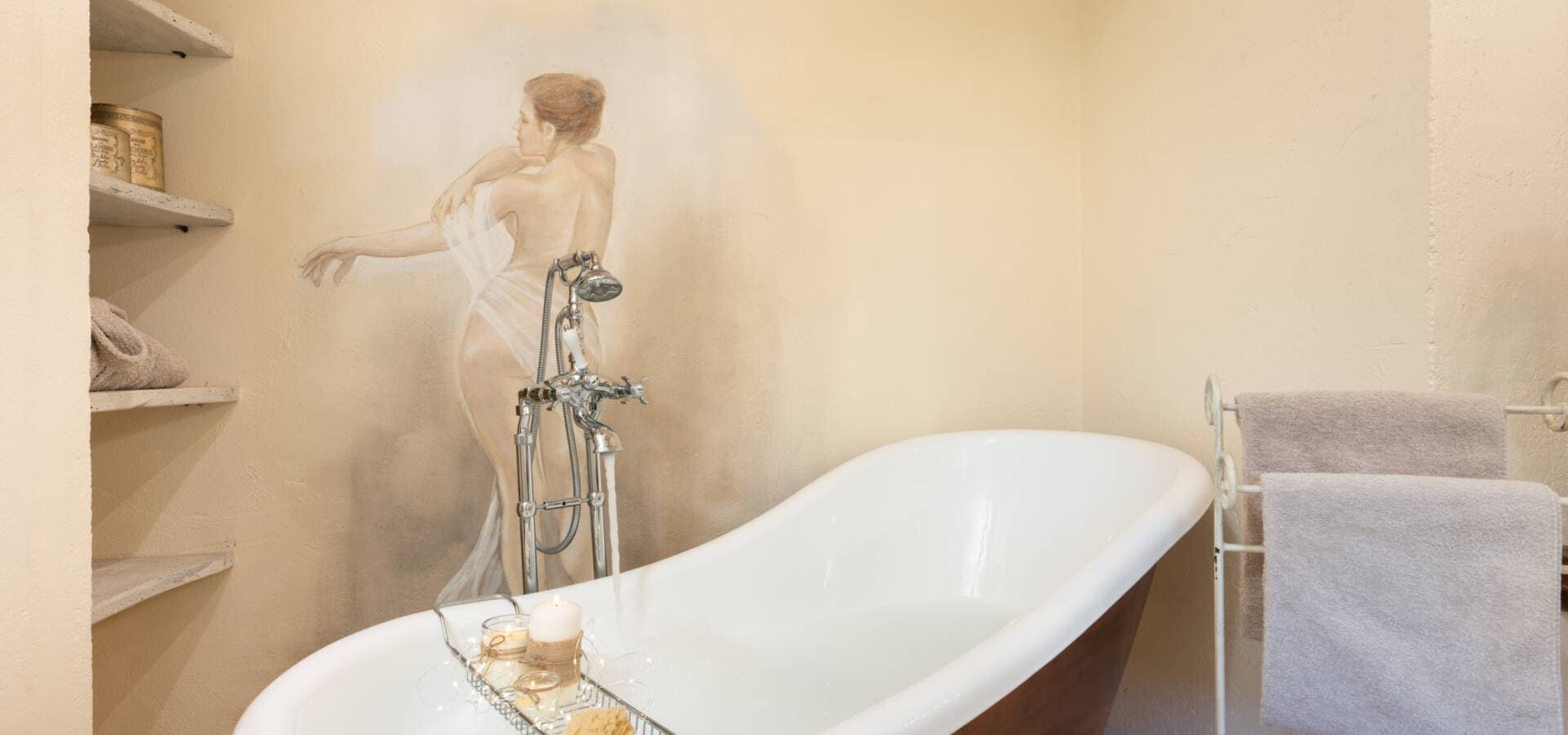 73 Private bathroom room 6