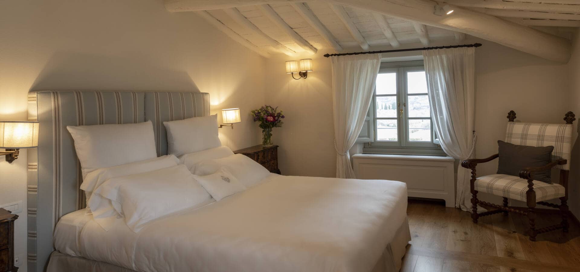 DG_Cecchi_Room_Villa Fattoria_Moggi_May2023 LR