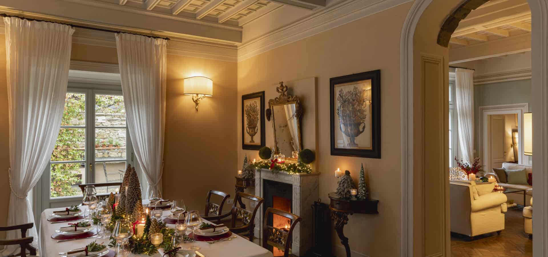 DG_Chirstmas_Table_Set_Up