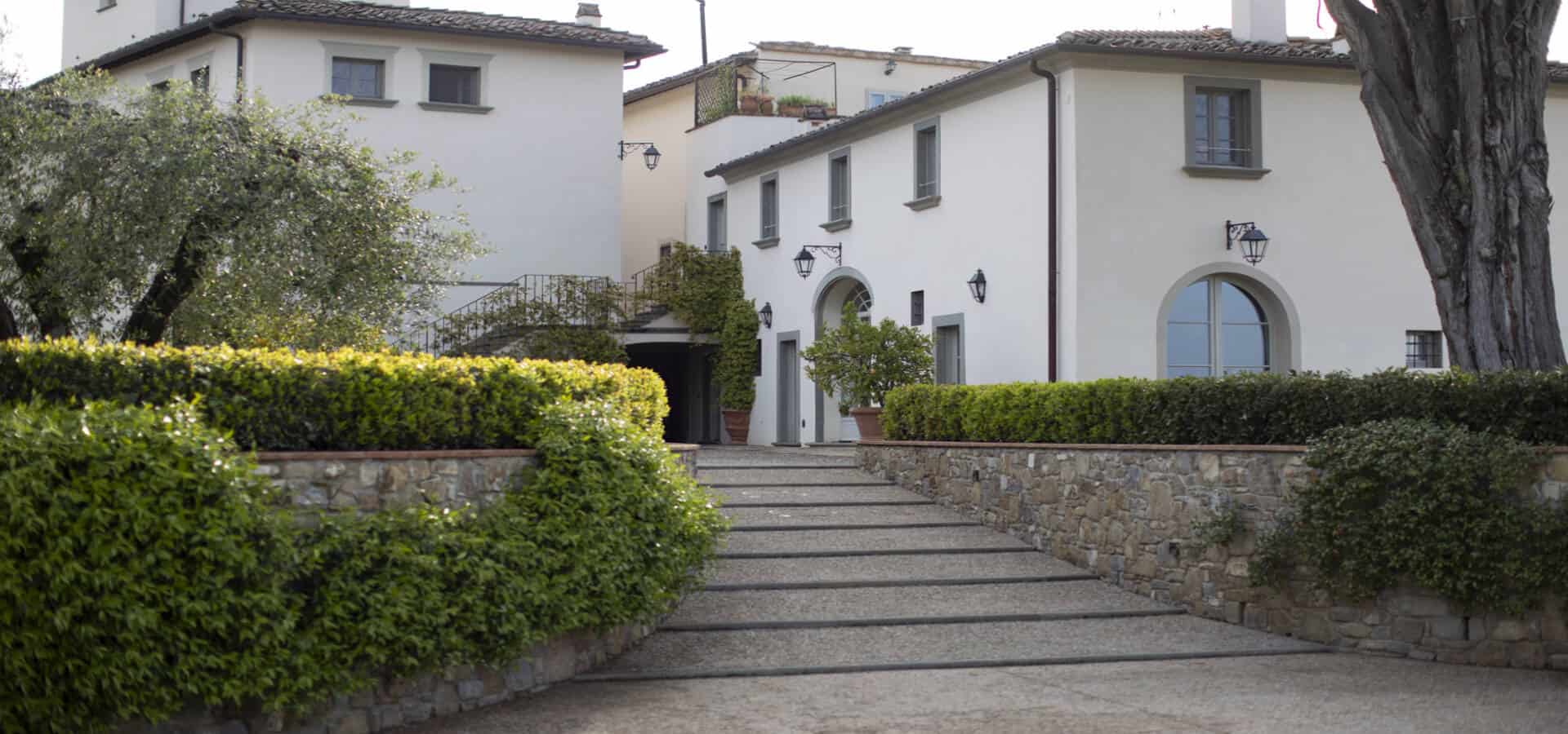 DG_Courtyard_Moggi May 2024 LR