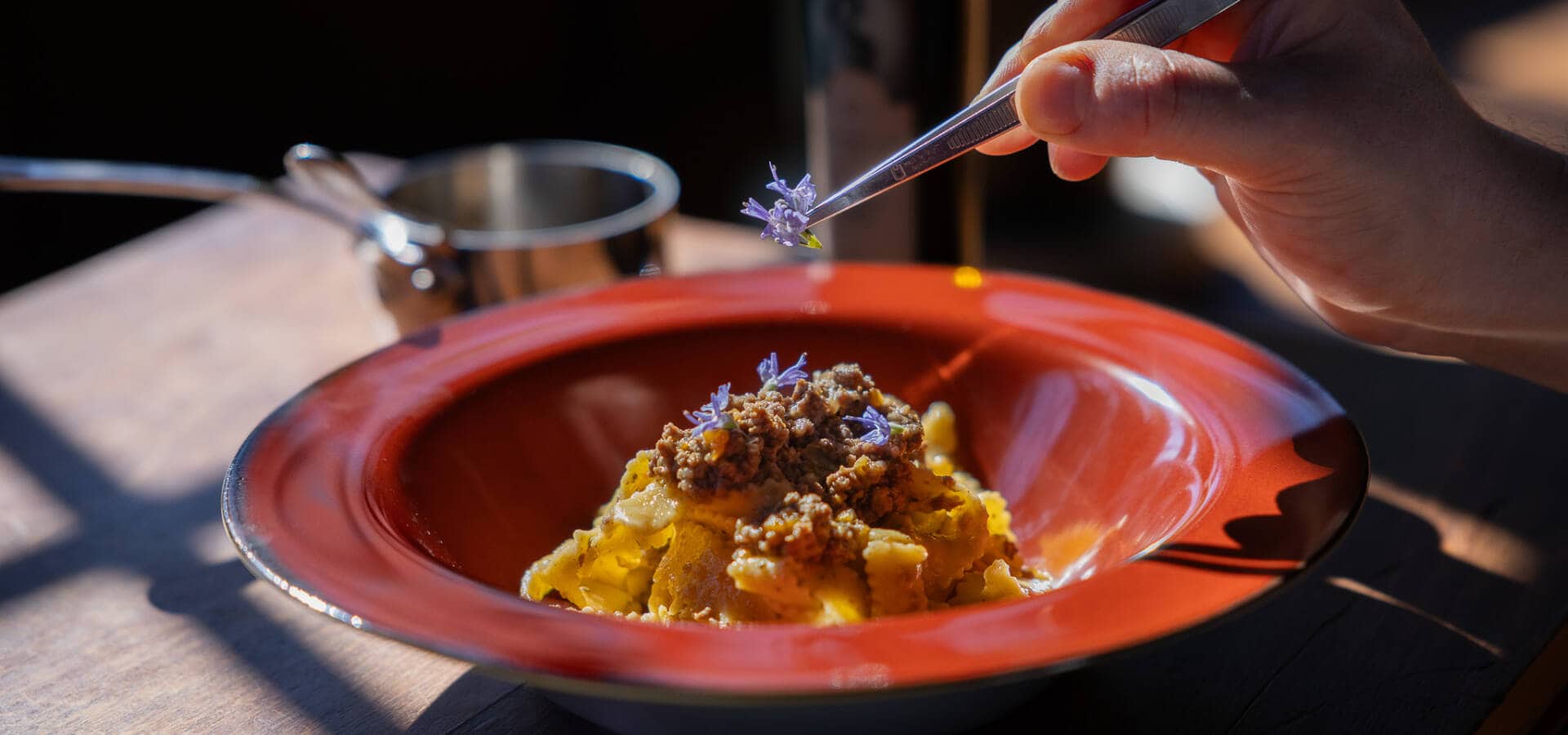 DG_Food_First Course 1 with flower_horizontal_MartinoDini_March2025_LR