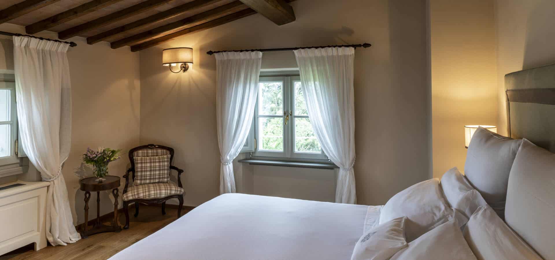 DG_Leccino_Room_Villa Frantoio_Moggi_May2023