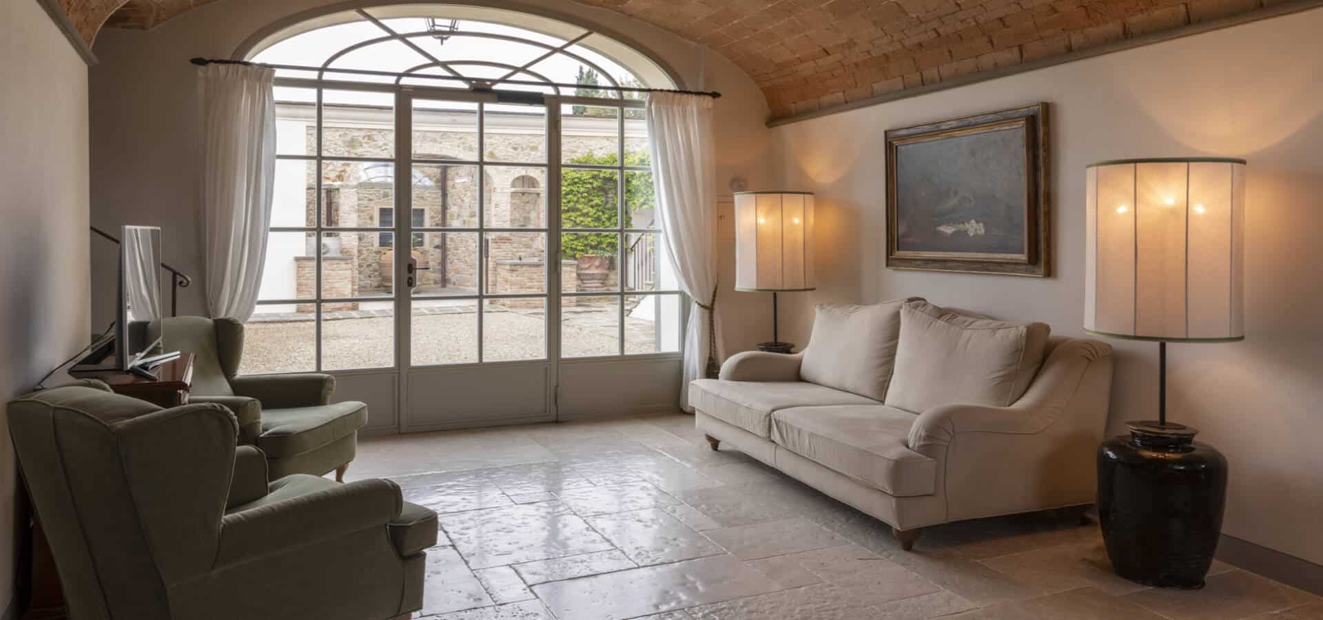 DG_Living_Room_Villa_Fattoria_Moggi_May2023 LR