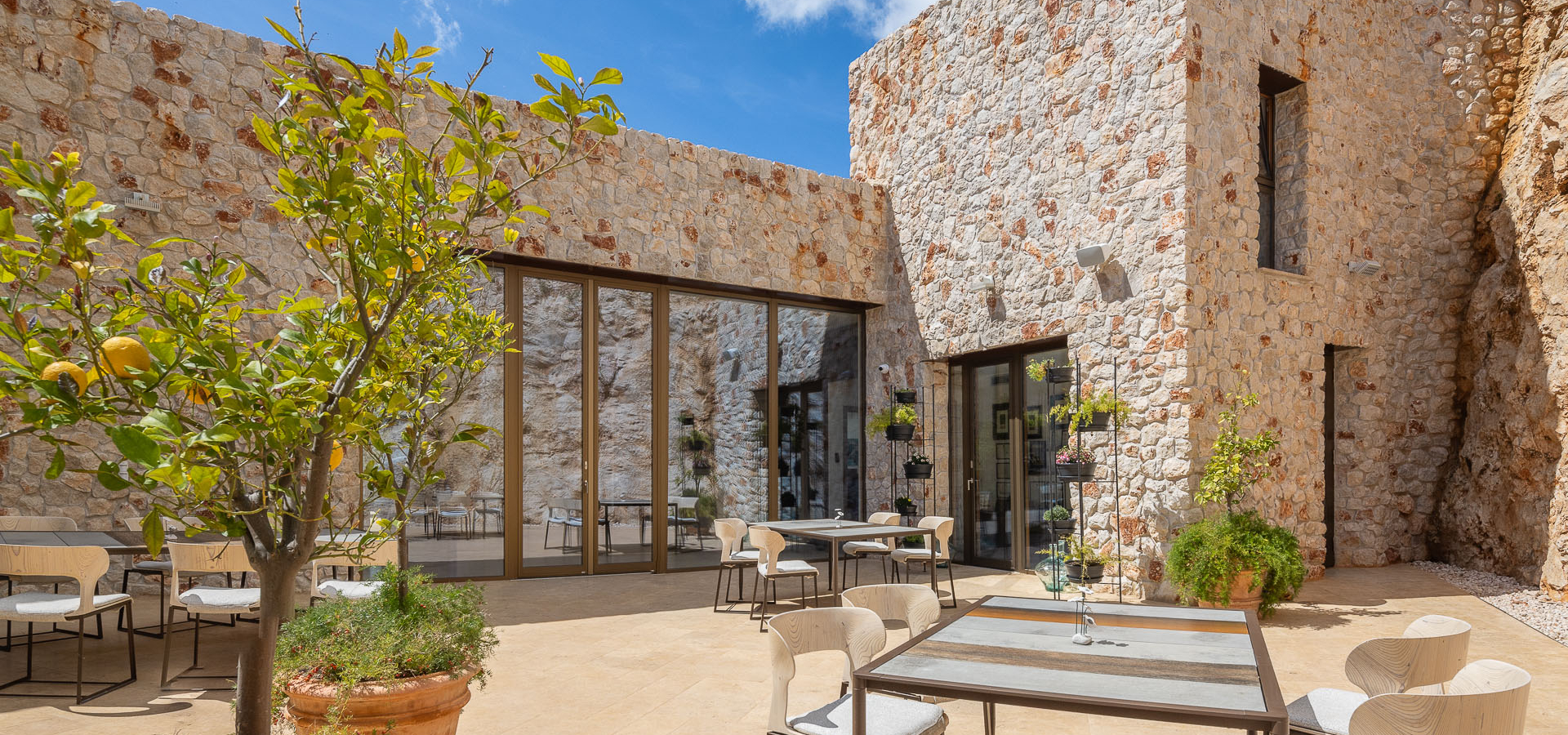 villa-nai-3-3-restaurants-01